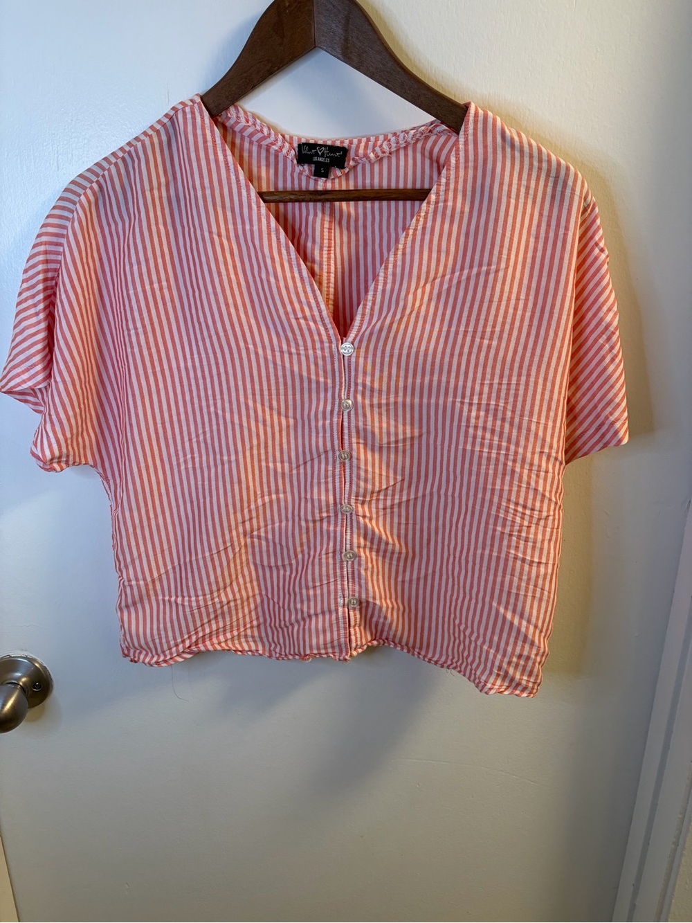 Velvet Heart Los Angeles Coral Striped Button-Front Crop Top Size S